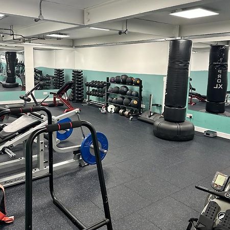 Circa17- Entire Apt, Free Parking, Gym, City Central & Free Netflix Bracknell Luaran gambar