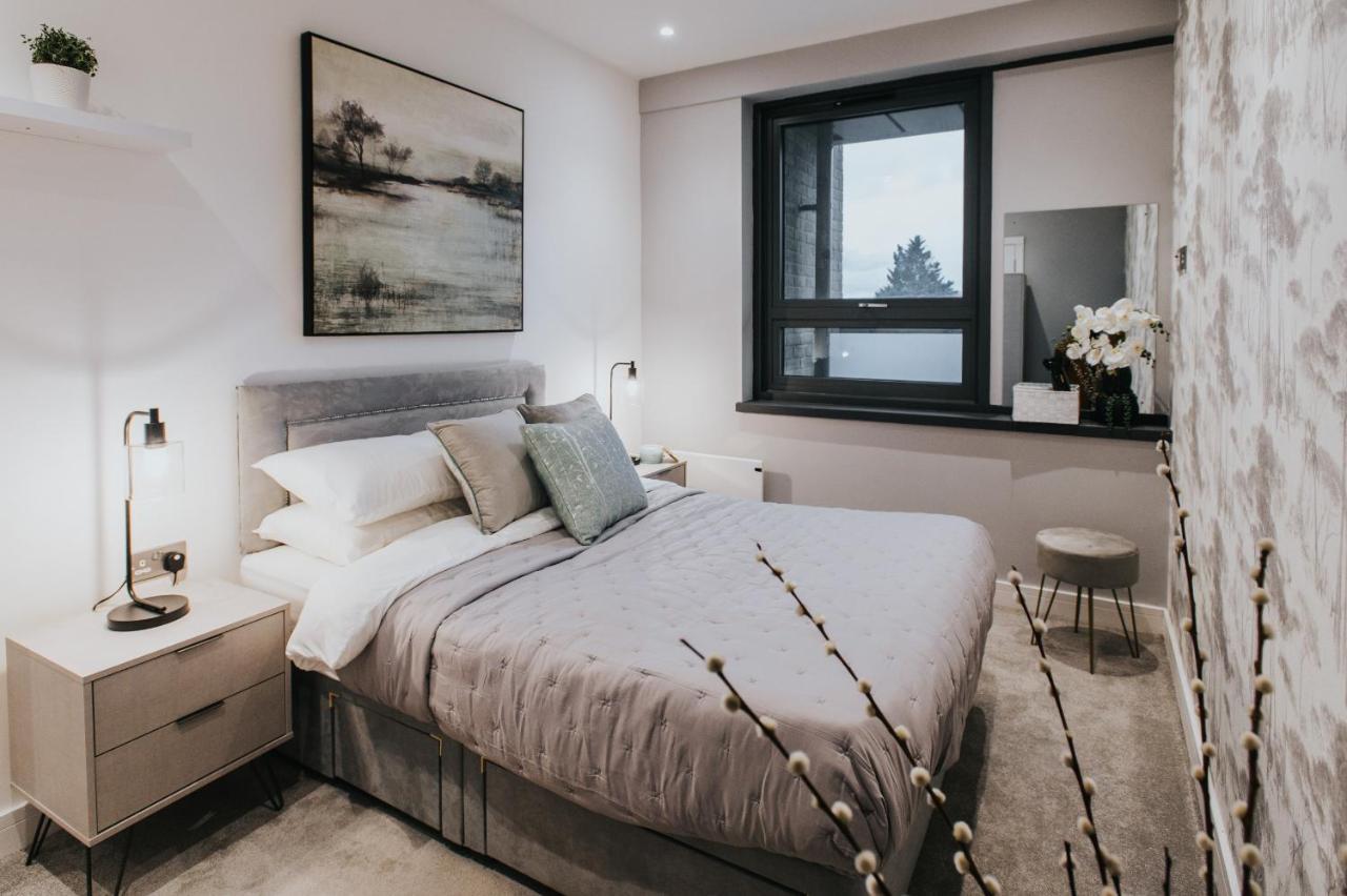 Circa17- Entire Apt, Free Parking, Gym, City Central & Free Netflix Bracknell Luaran gambar
