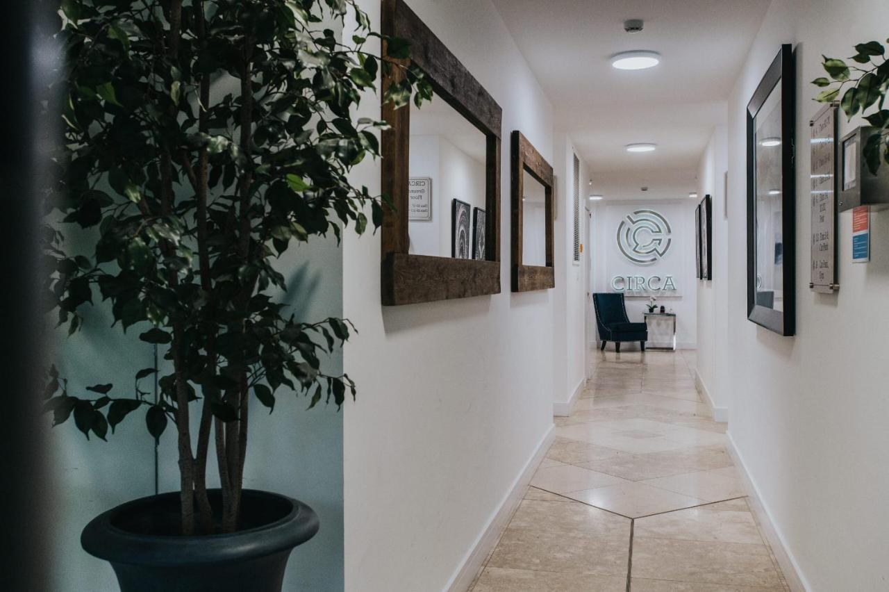 Circa17- Entire Apt, Free Parking, Gym, City Central & Free Netflix Bracknell Luaran gambar